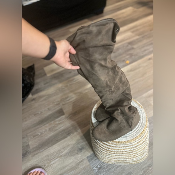 Long boots - Picture 2 of 5